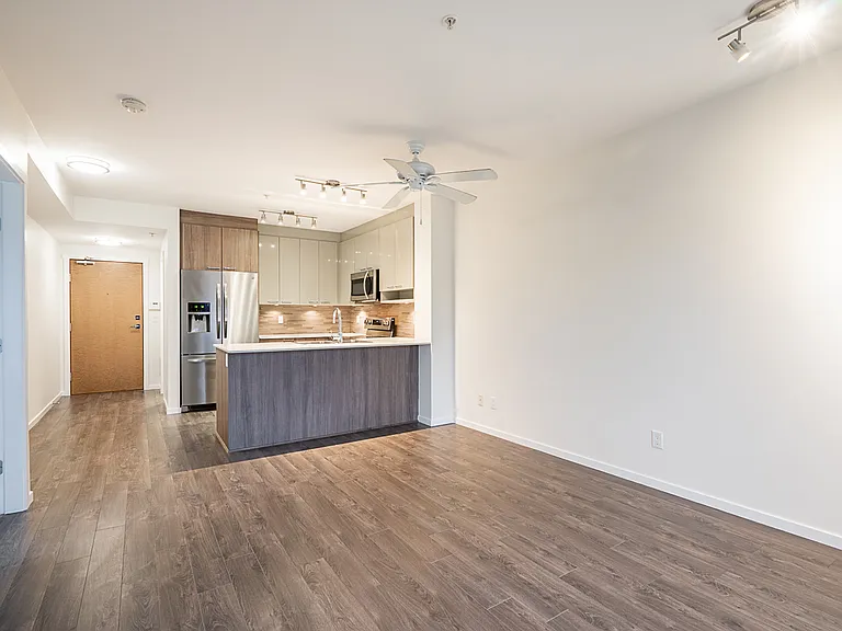 210 Lebleu St #30 — Photo 4