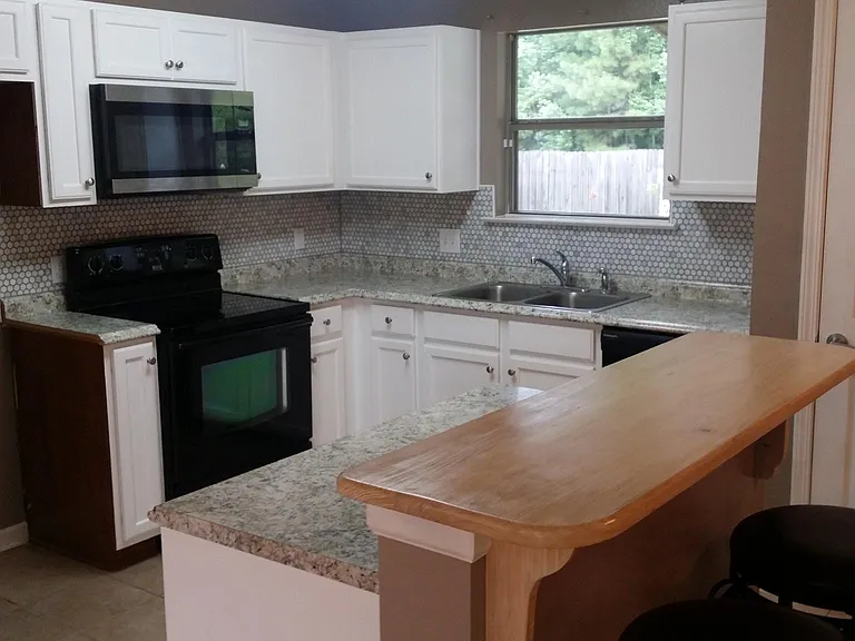 23616 Wellington Ave — Photo 7