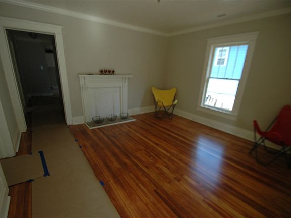 4th image of 707 N Hyde Park Ave