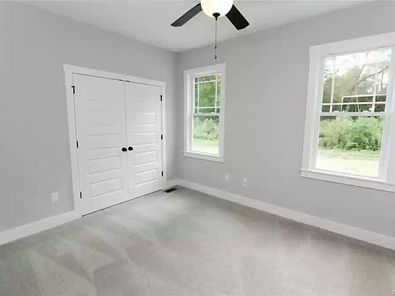 5th image of 7315 Thweatt Dr