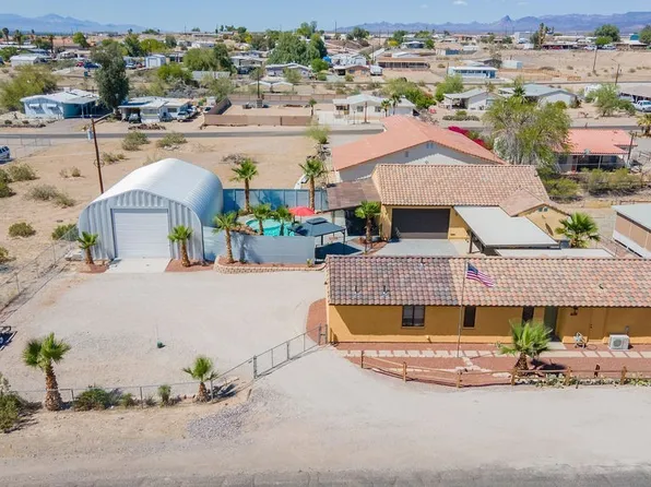 4699 E Bayside Dr, Topock, AZ 86436