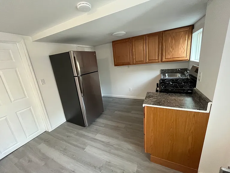 13 Church St #6 — Photo 2