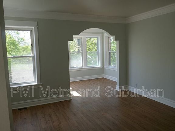 2nd image of 4053 N Long Ave