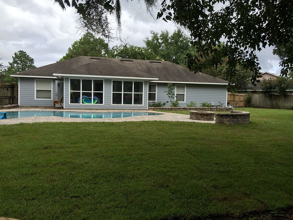 1st image of 12140 NW 74th Ter