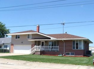 2311 26th St, Central City, NE 68826