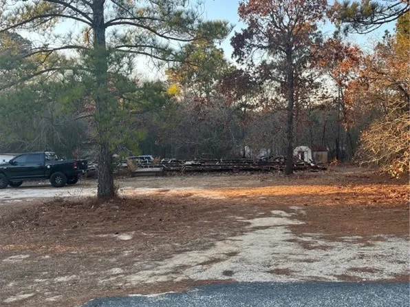 291 Calvin Rd, Cameron, NC 28326