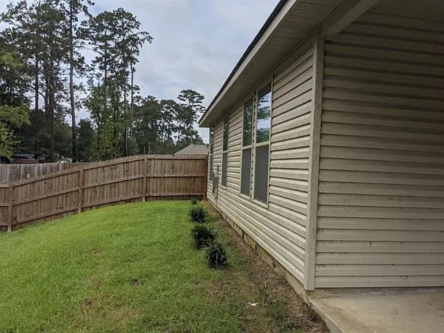 8194 Fairlane Dr — Photo 19