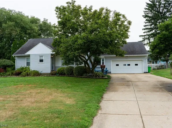 1454 Hagey Dr, Barberton, OH 44203