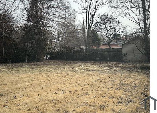 5th image of 634 Chambers Rd