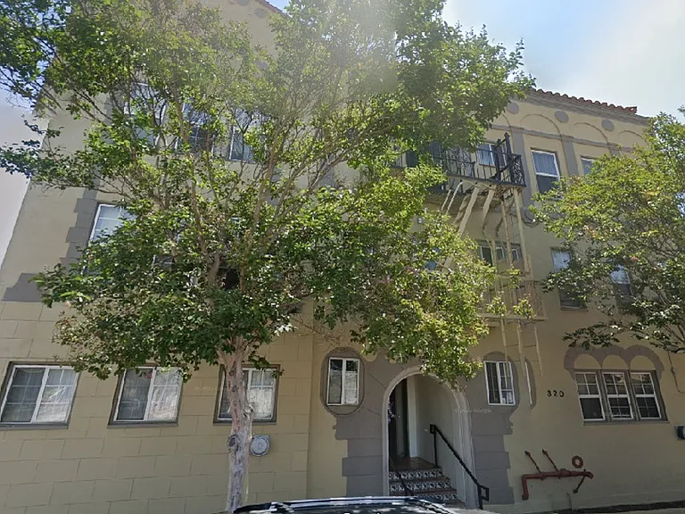 320 N Ardmore Ave #311 — Photo 1