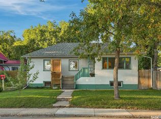 216 25th Street W, Saskatoon, SK S7L 0C4