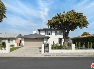 855 E Denwall Dr, Carson, CA 90746