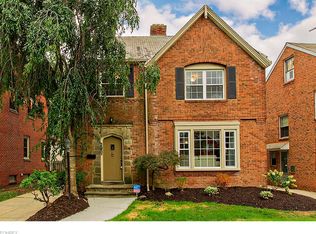 3918 Faversham Rd, University Heights, OH 44118