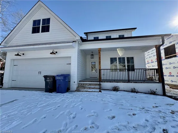 5920 Crossview Dr, Kernersville, NC 27284