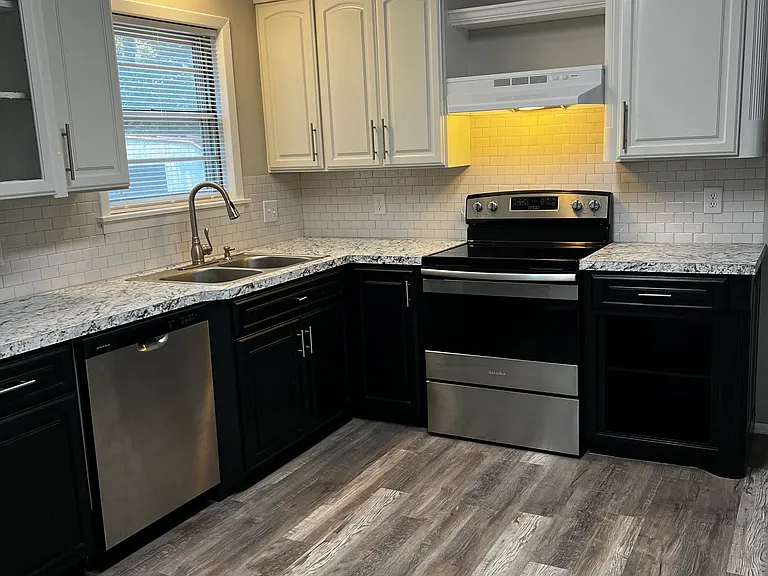 3526 S Downtain Dr — Photo 6