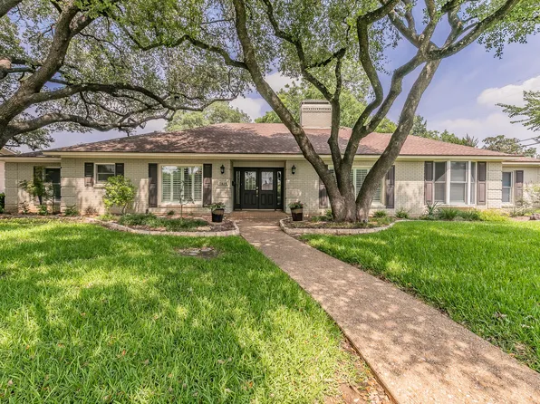 3415 Autumn Ct, Fort Worth, TX 76109