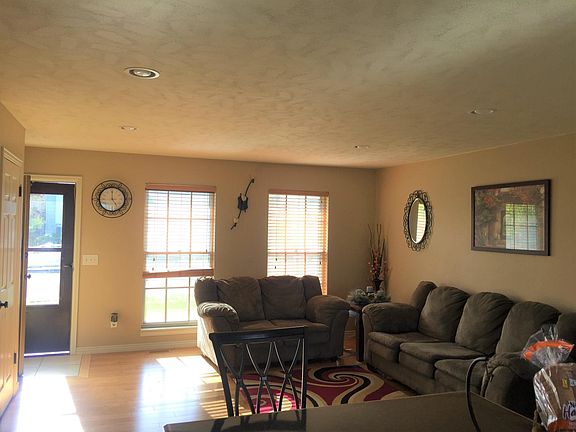 Main Floor Living Room