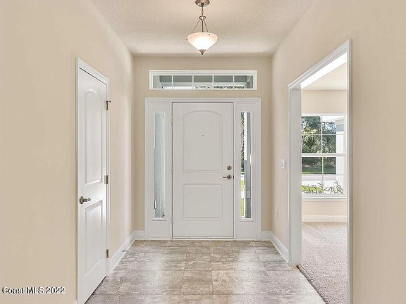 2nd image of 2858 Dietrich Ave SE