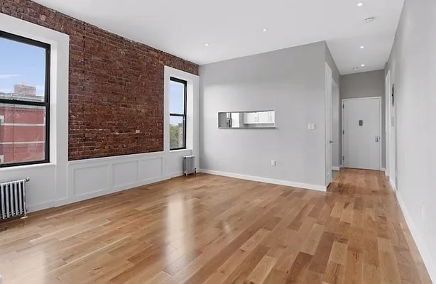 Rented by Ivey North LLC | media 8