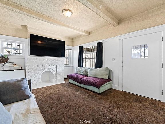 5th image of 651 W Gage Ave
