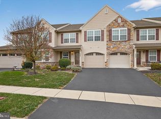 307 Stoneridge Ct, New Cumberland, PA 17070