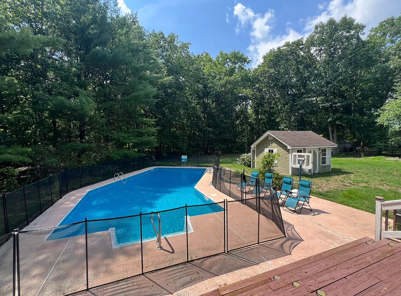 5 bed, 2760 sqft, $5,000 — Photo 1