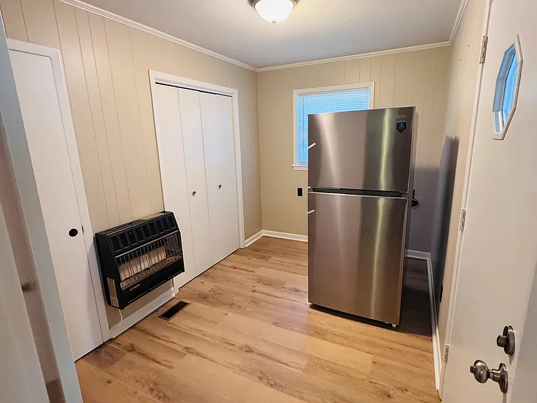 620 W Main St — Photo 5