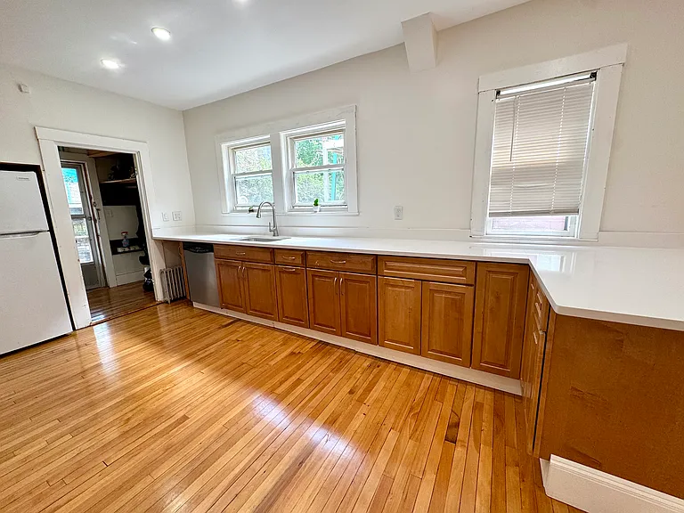 269 Alewife Brook Pkwy #1 — Photo 7