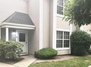 68 Creekside Cir, Spring Valley, NY 10977