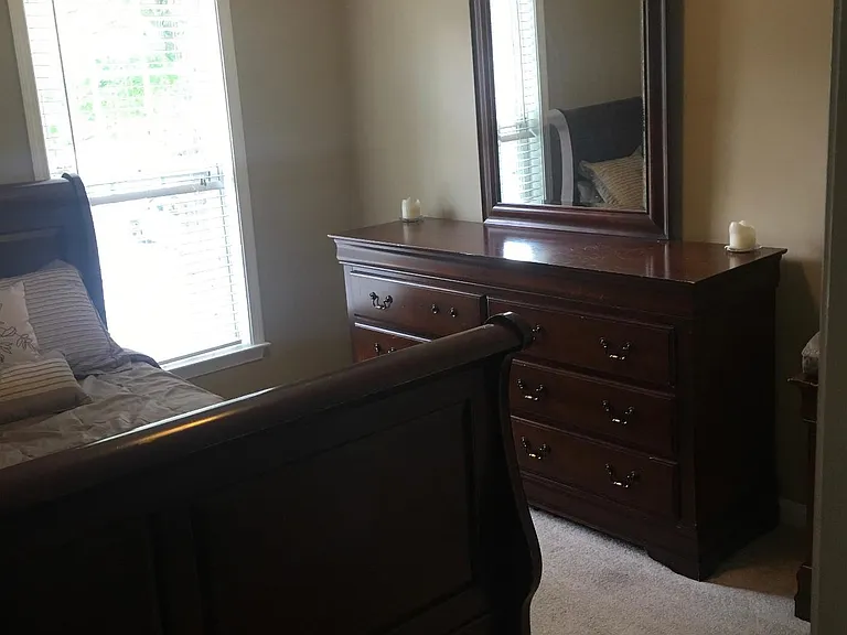 Royal Regency Cir NW — Photo 8