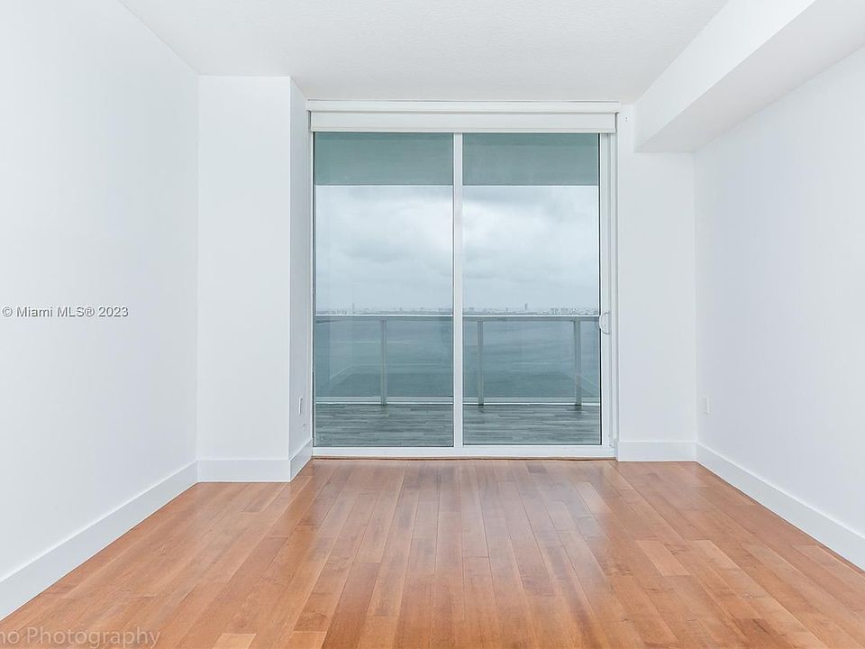 1st image of 600 NE 27th St APT 3502