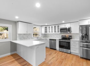 2 Chapel Hill Rd, New Milford, CT 06776