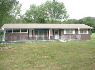 717 Stoney Battery Rd, Marion, VA 24354