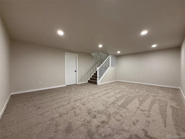 243 Vance St — Photo 11