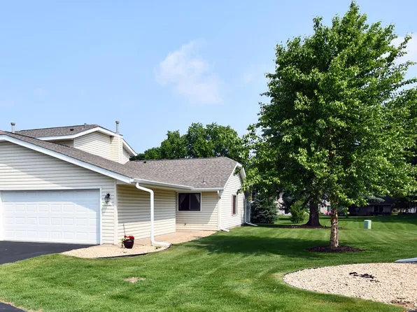 553 Pleasure Creek Dr, Minneapolis, MN 55434
