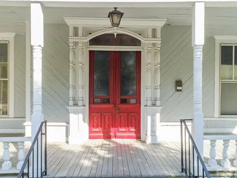 124 Reid St #124 — Photo 6