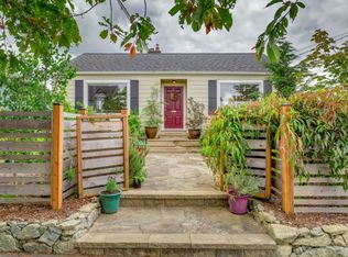 2208 J St, Bellingham, WA 98225