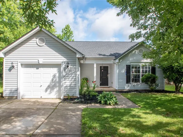 14127 Riding Hill Ave, Charlotte, NC 28213