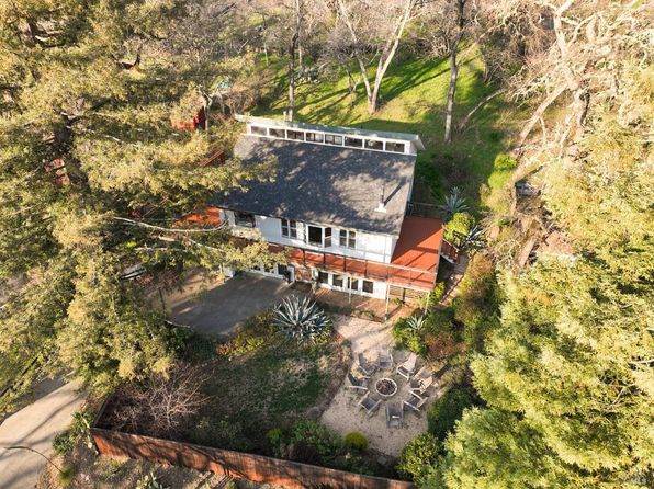 364 College Ave, Angwin, CA 94508