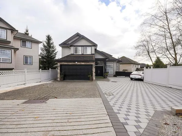 14496 67b Ave, Surrey, BC V3S 0T3