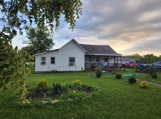 303 E Babb Rd, Eaton, IN 47338