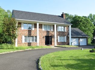 14 Lehigh Rd, Neshanic Station, NJ 08853