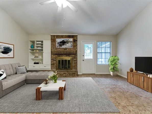 1167 Butterfield Dr, Grapevine, TX 76051