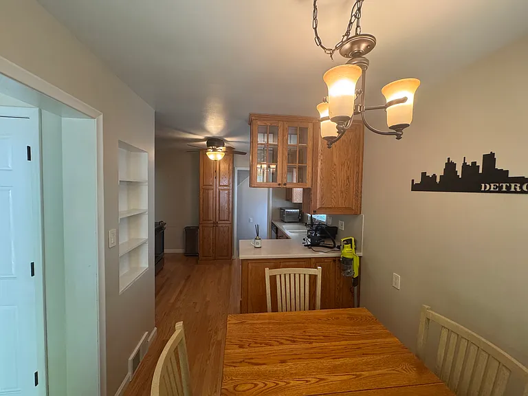 214 N Connecticut Ave — Photo 9