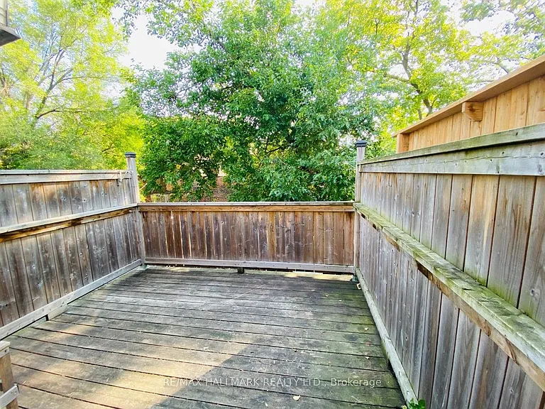 559 Parliament St #1 — Photo 8