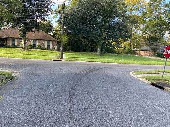 5th image of 6110 Glen Echo Dr