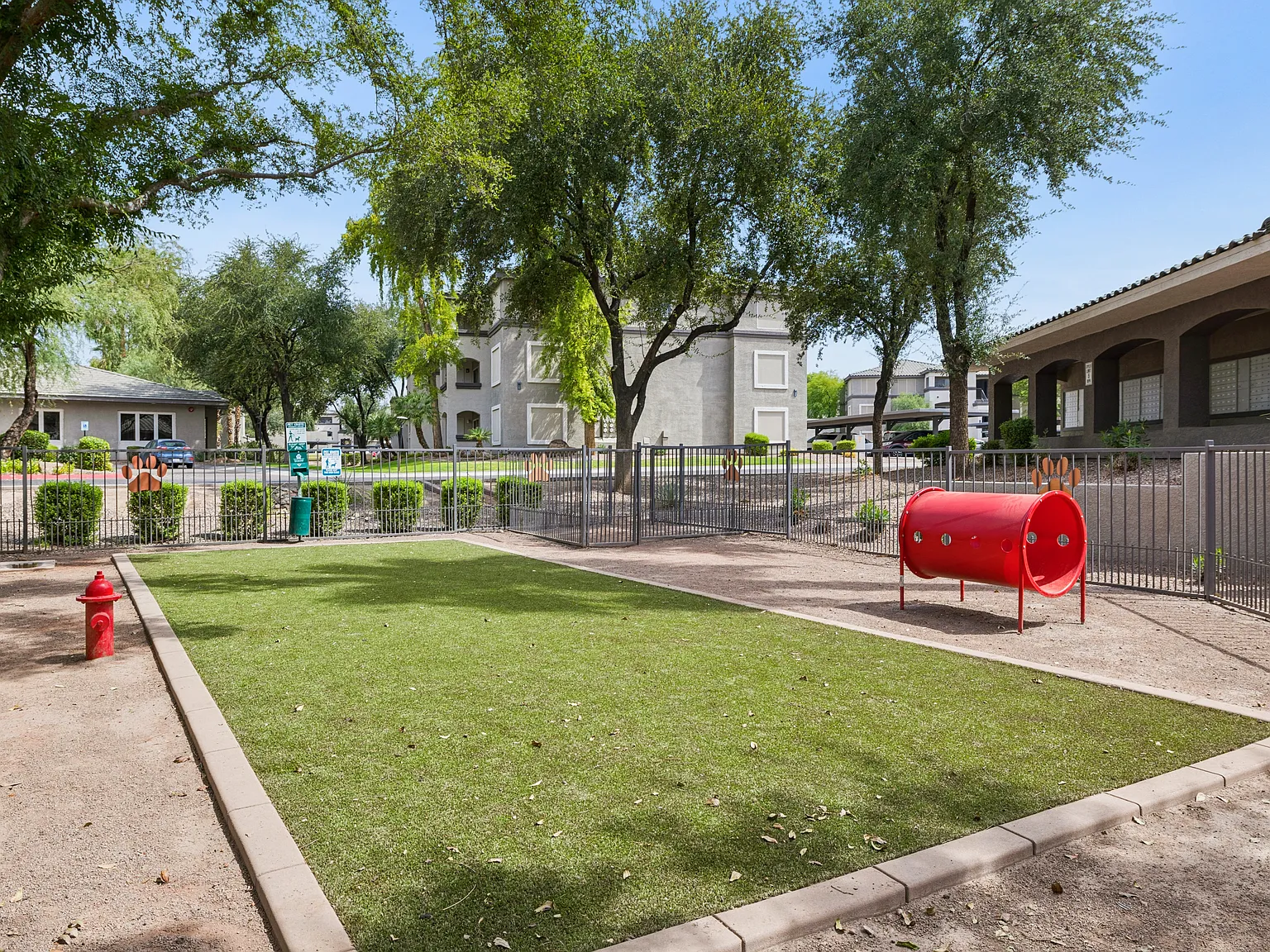 Rio Santa Fe Apartments — Photo 3
