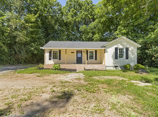 715 S Main St, Abbeville, SC 29620
