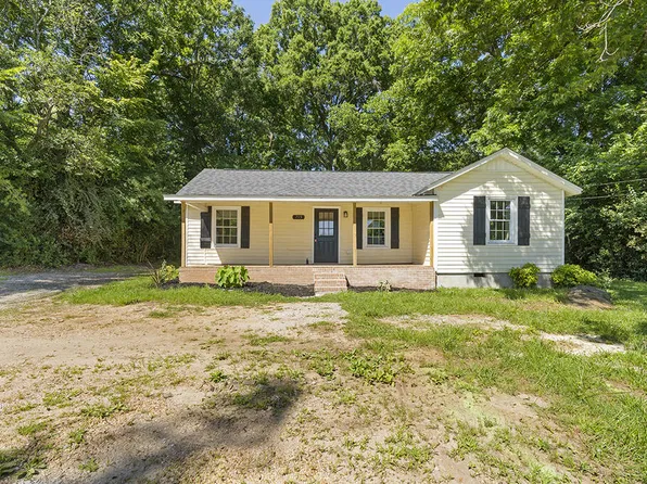 715 S Main St, Abbeville, SC 29620