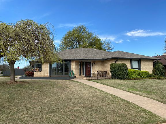 2nd image of 3733 Windscape Ct